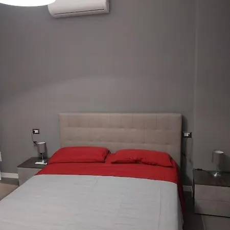 J U B I L E H O U S E R O M E * Roma